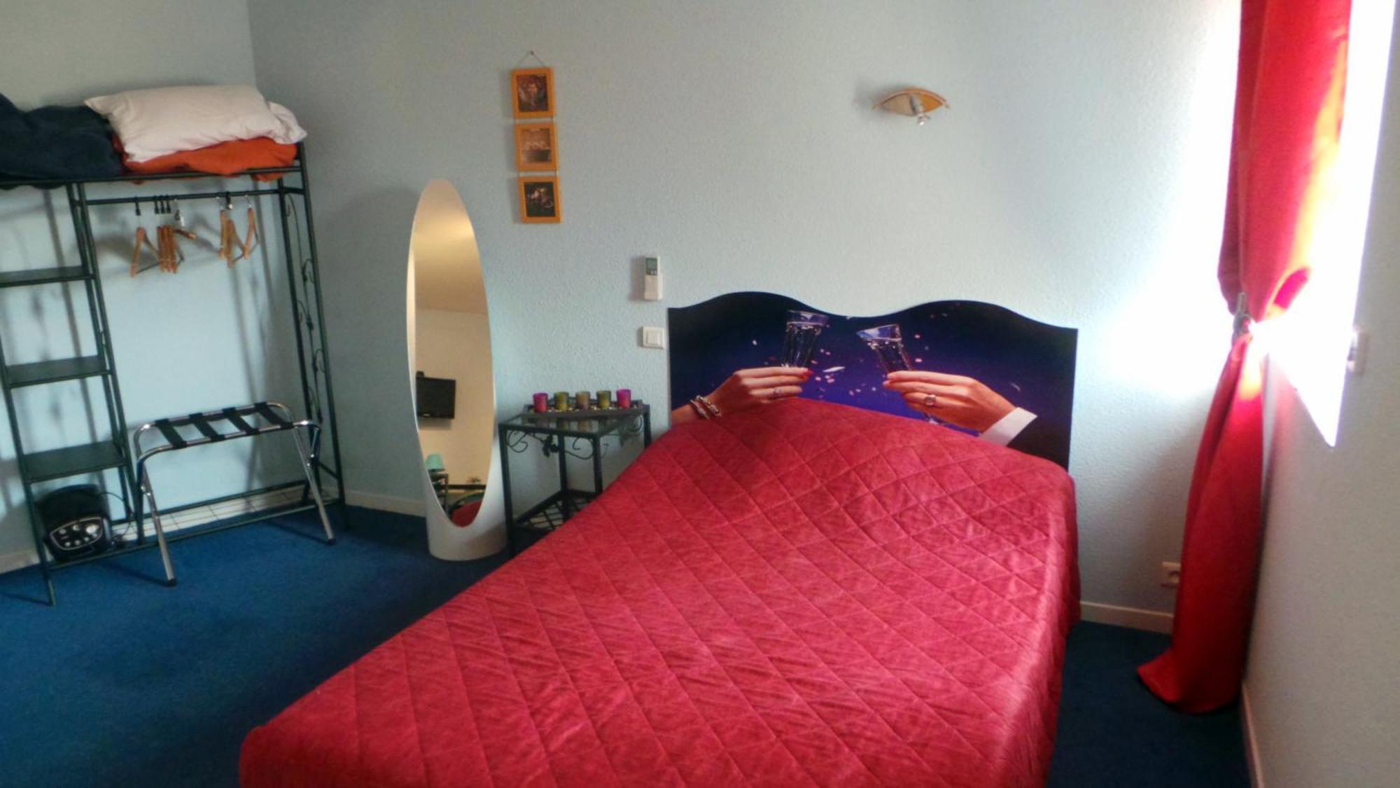 Hotel Le Gambetta Carmaux ห้อง รูปภาพ