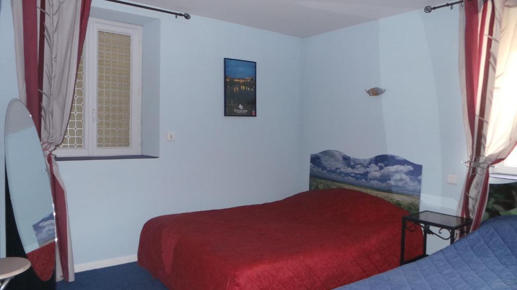 Hotel Le Gambetta Carmaux ภายนอก รูปภาพ