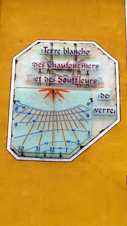 Hotel Le Gambetta Carmaux ภายนอก รูปภาพ